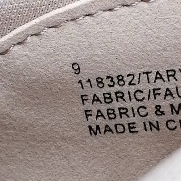 Maurices Womens Taryn Ankle Bootie Tan Wedge Heel Side Zip Faux Fur Trim Sz 9 M - Picture 9 of 9